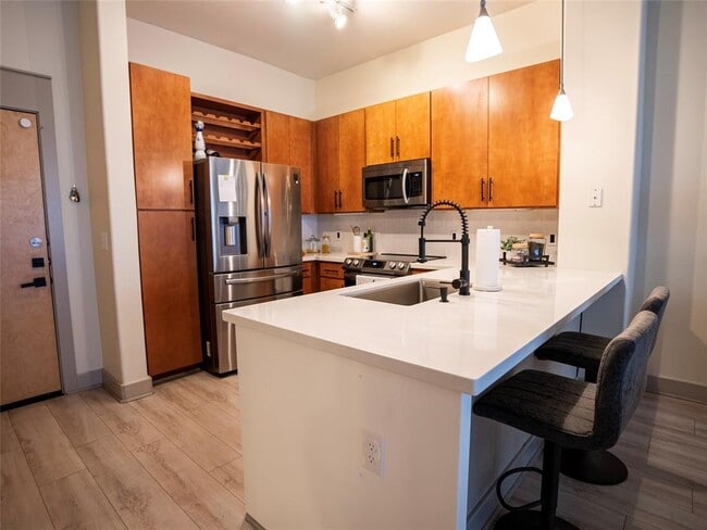 Foto del edificio - 1901 Post Oak Blvd