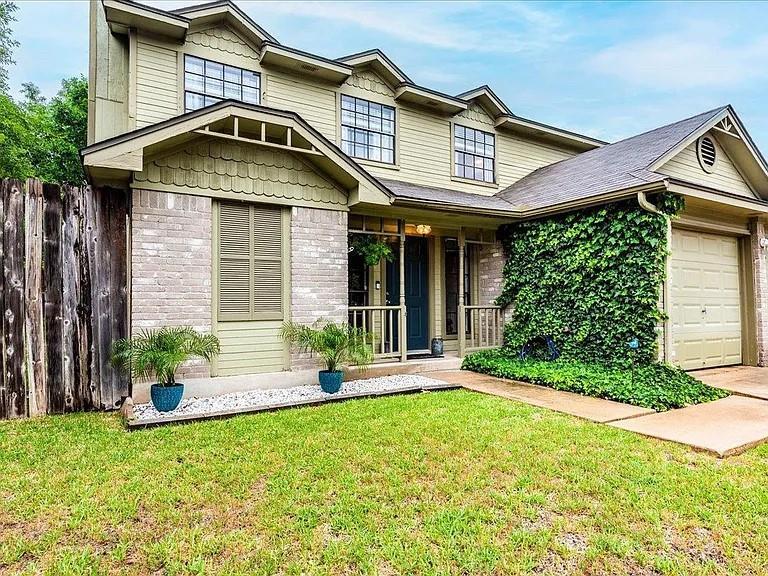 Foto principal - 12005 Thompkins Dr