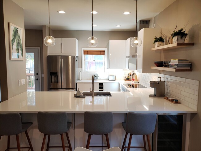Building Photo - 3509 Strawberry Loop