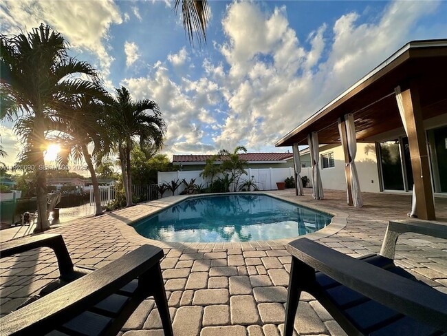 Photo - 1478 NE 57th St House