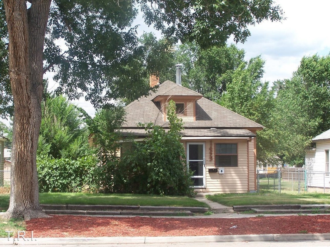 Primary Photo - 1453 10th St