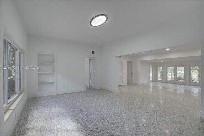 Foto del edificio - 616 SW 11th Ct