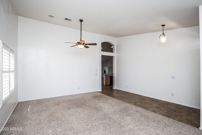 Building Photo - 5714 W Lydia Ln