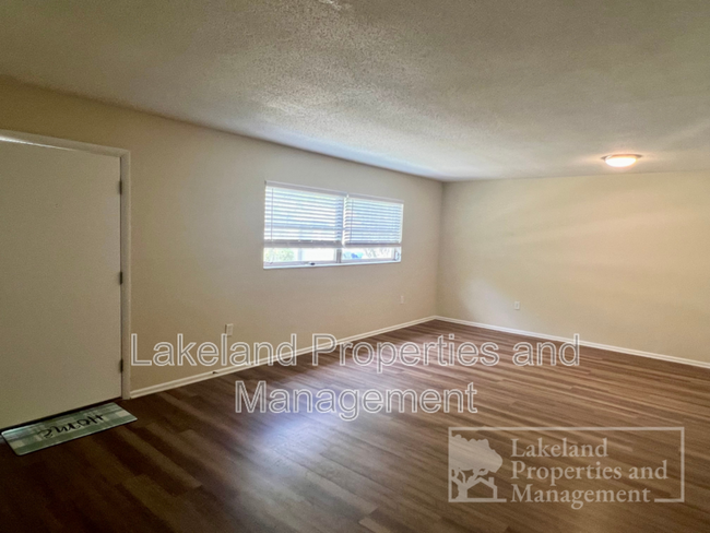 Foto del edificio - 742 Park Hill Ave