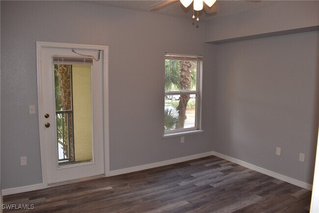 Building Photo - 11540 Villa Grand