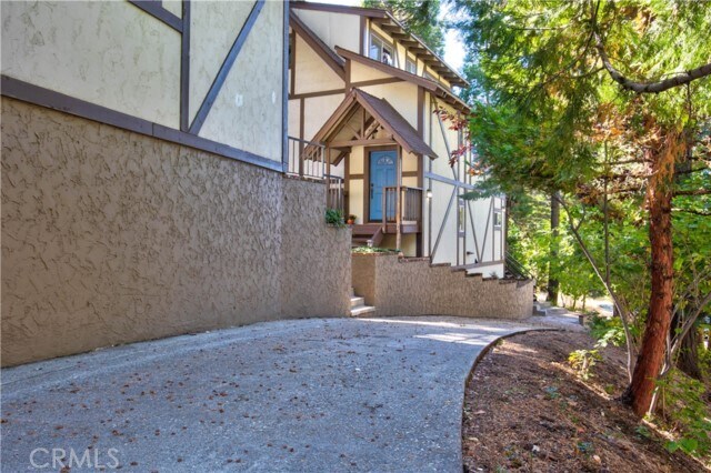 Building Photo - 301 Kuffel Canyon Rd