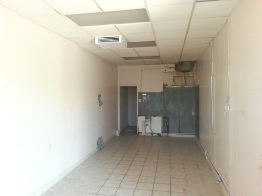 Building Photo - 1530 Sonoma Blvd