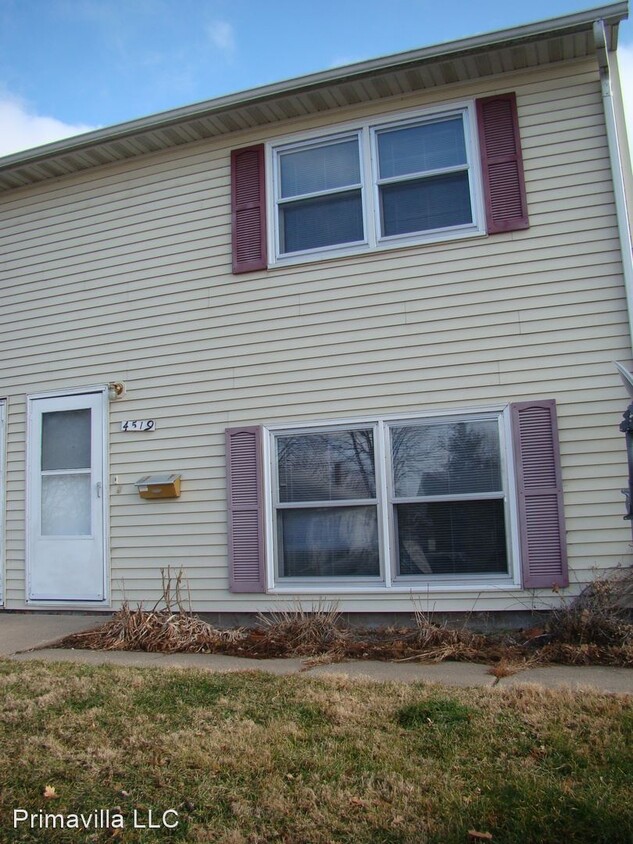 Primary Photo - 4517-4519-4519 12th St
