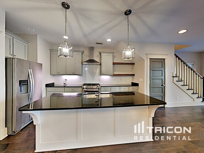 Building Photo - 1238 Hillwood Private Cove Nashville TN