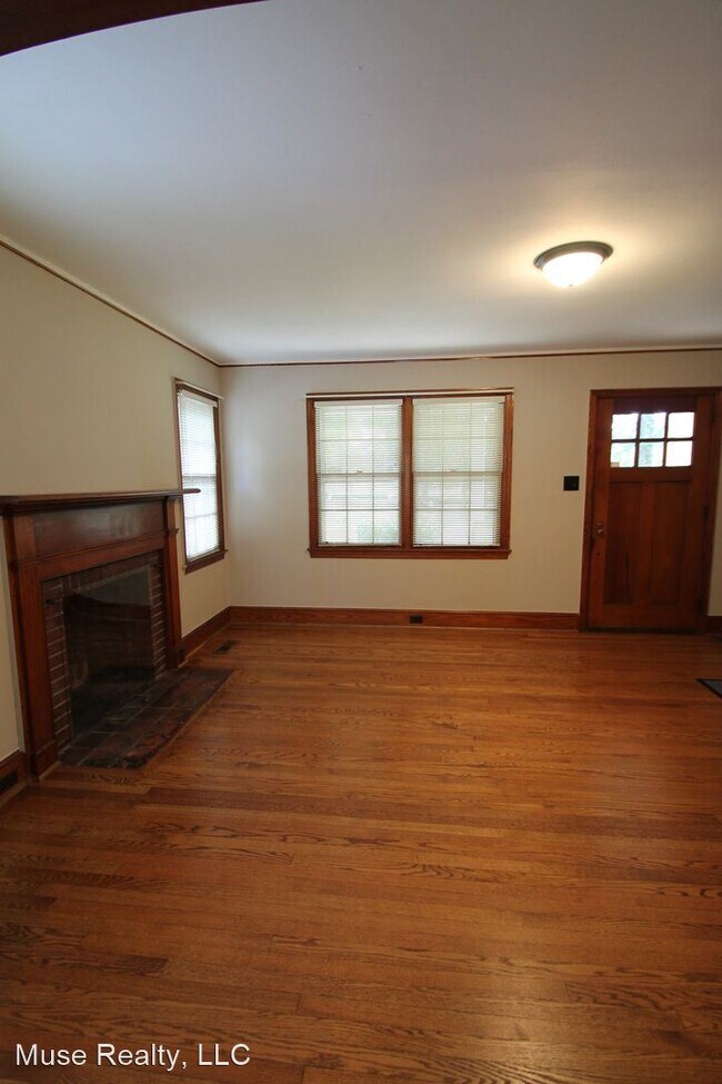 Foto del edificio - 2 br, 1 bath House - 445 Jackson Street