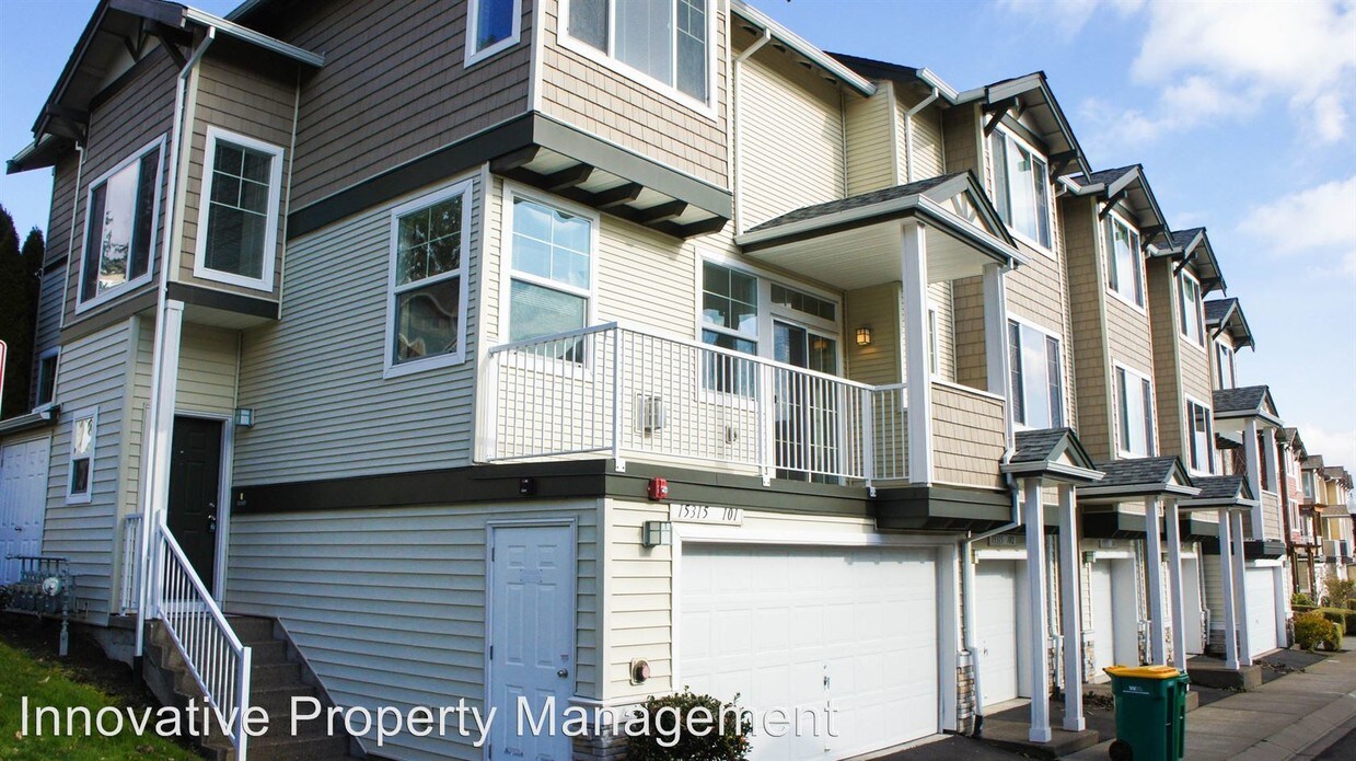 Primary Photo - 15315 SW Warbler Way