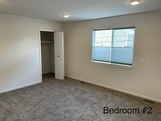 Foto del edificio - 3376 12 Mile Rd
