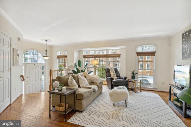 Foto del edificio - 3365 Wilton Crest Ct