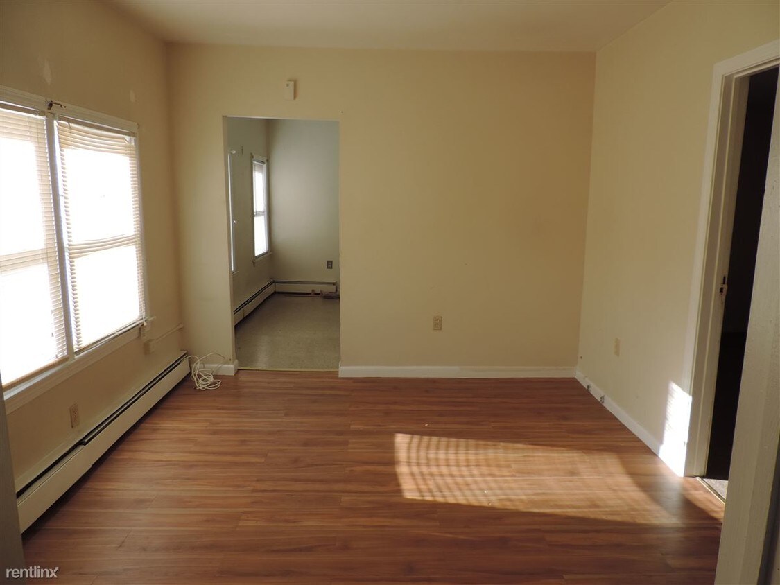 Primary Photo - 2 br, 1 bath House - 160 Quinnipiac Ave
