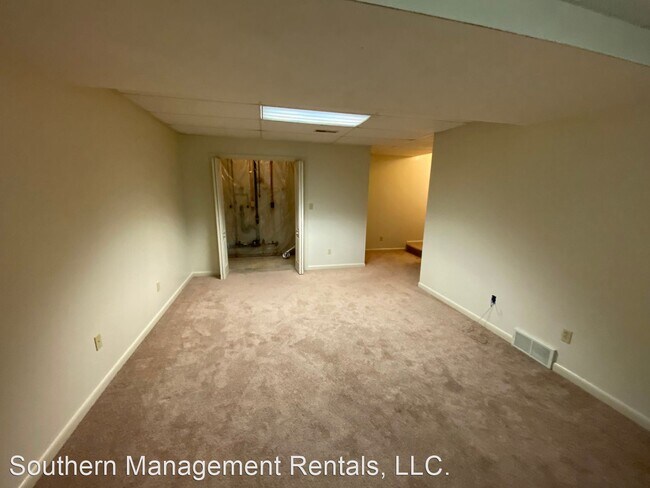 Foto del edificio - 3 br, 1.5 bath House - 228 Craigdan Dr