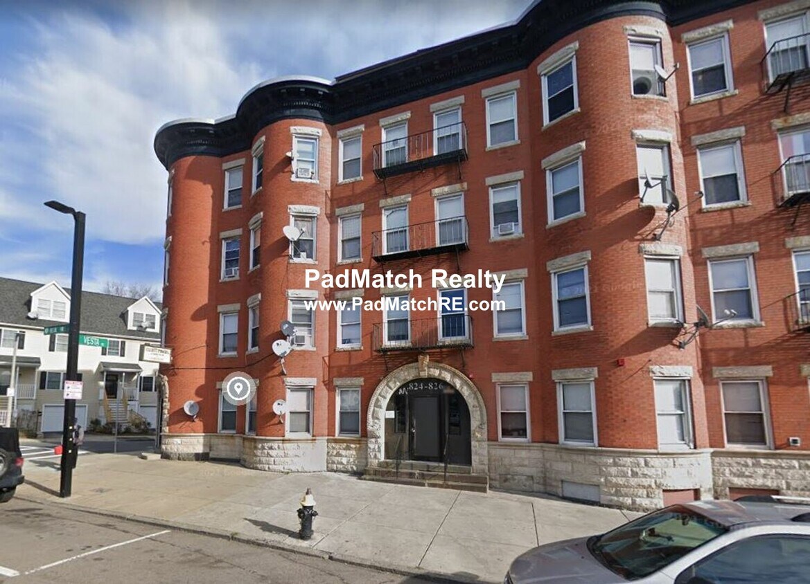 Foto principal - 820-828 Blue Hill Avenue