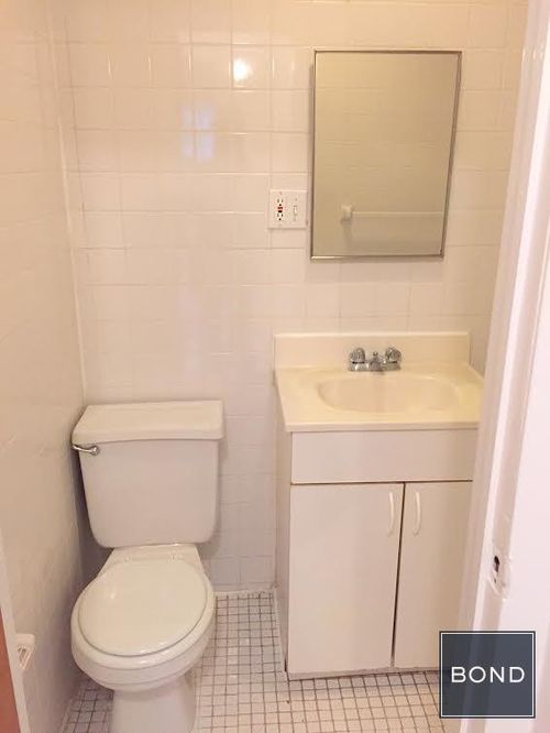 Foto del edificio - 330 E 74th St
