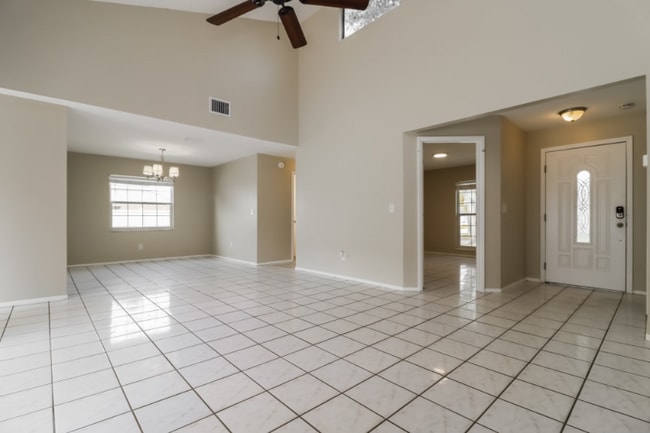 Building Photo - 9513 Drakemill Ct