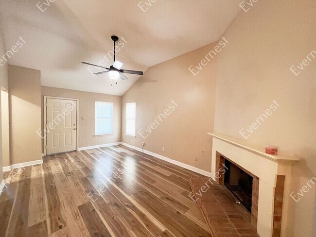 Building Photo - 1844 Eagle Shore Dr