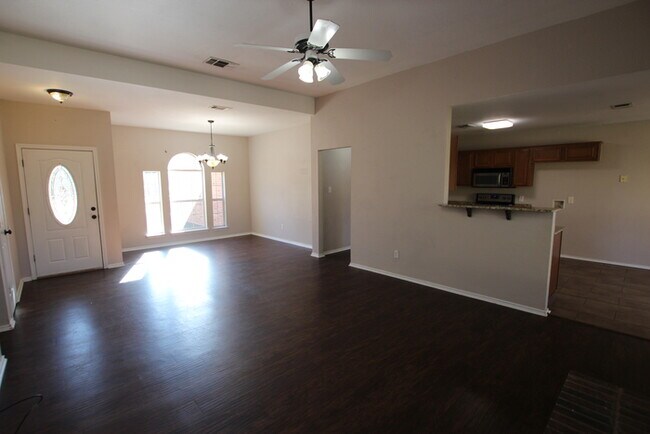 Building Photo - 13052 Lauren Ln