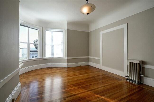 Building Photo - 460 Duboce Ave