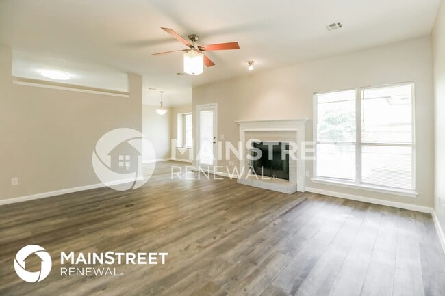 Building Photo - 13108 Mapleleaf Dr