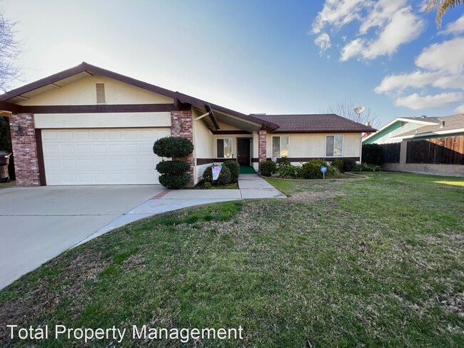 Building Photo - 3 br, 2 bath House - 891 S. Peggy St.