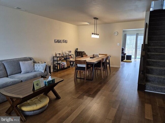 Foto del edificio - 262 Tulip Tree Ct