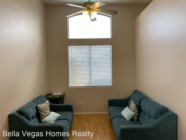 Building Photo - 266 Horizon Pointe Cir