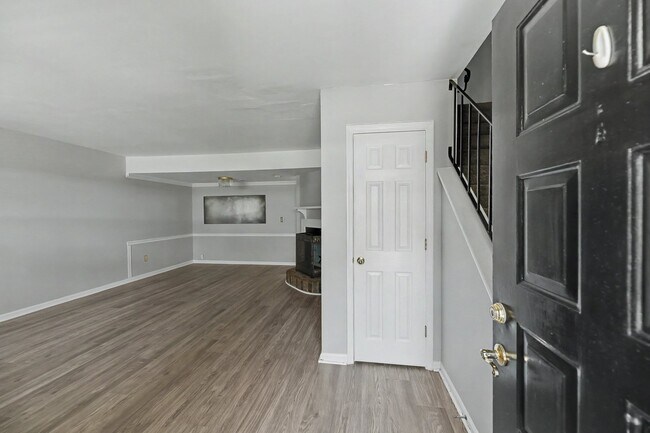 Foto del edificio - 2924 Cathedral Ln