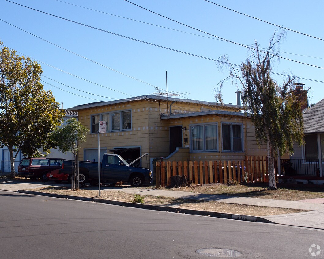 Primary Photo - 2374-2380 Rheem Ave