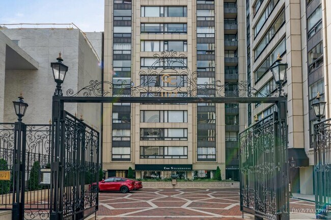 Foto del edificio - 1177 California St