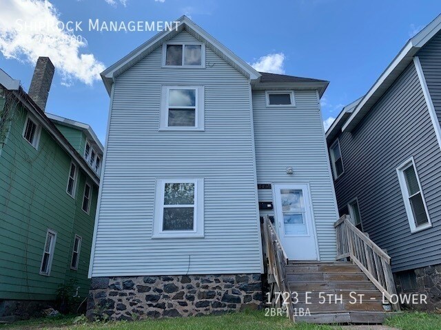 Primary Photo - 1723 E 5th St