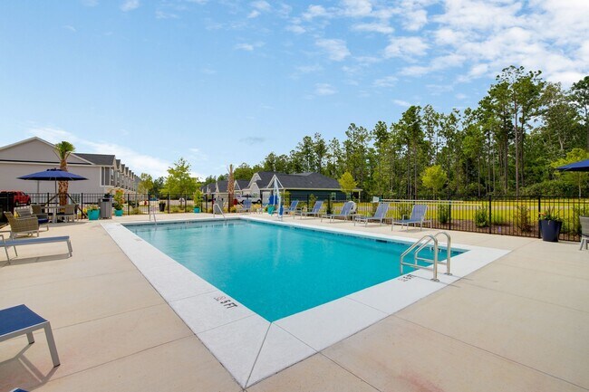 Pueblo de Whisper Creek - Whisper Creek Village