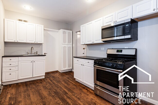 Foto del edificio - 3827 N Drake Ave