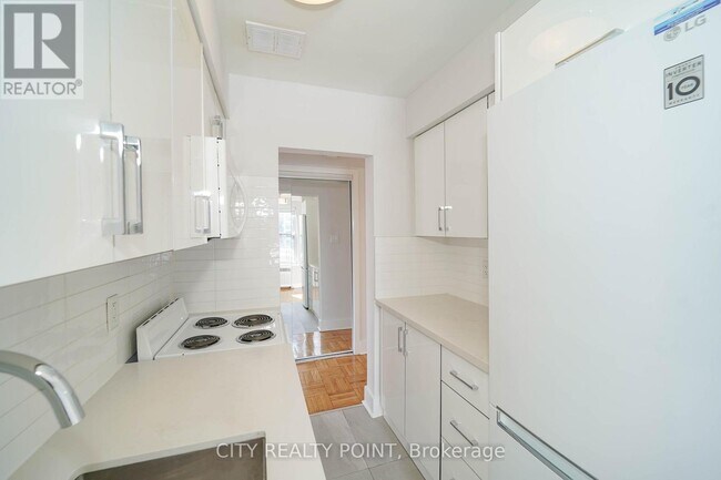 Photo du bâtiment - 1545 Bathurst St