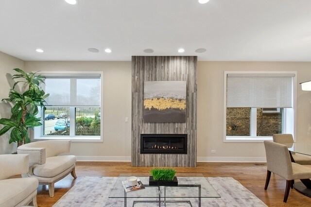 Foto del edificio - 5442 N Western Ave