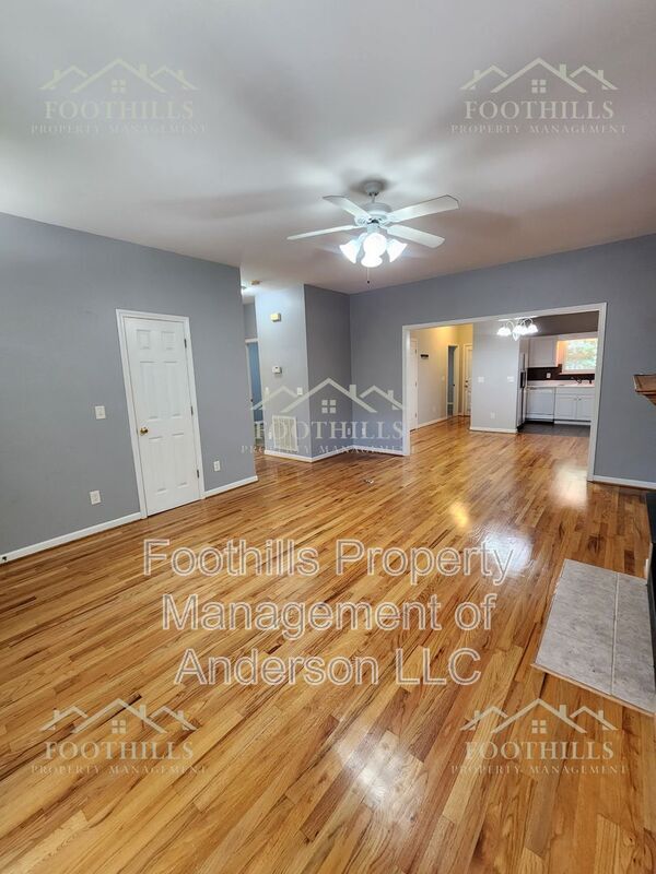 Foto del edificio - 141 Ashton Ln