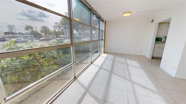 Building Photo - 2000 Atlantic Shores Blvd