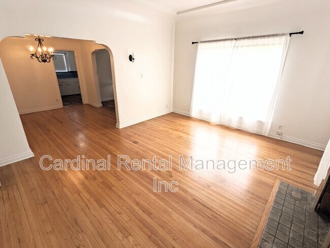 Foto del edificio - 4803 Toland Way