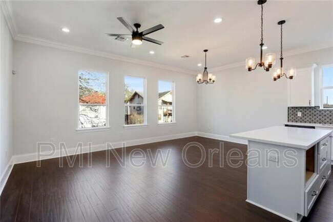 Foto del edificio - 3021 Delachaise St