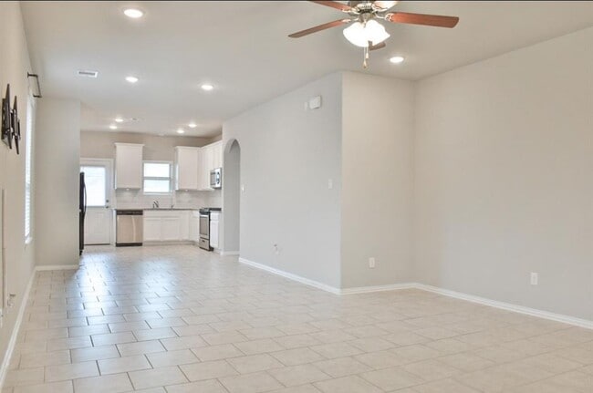 Foto del edificio - 31619 Heguy Pass