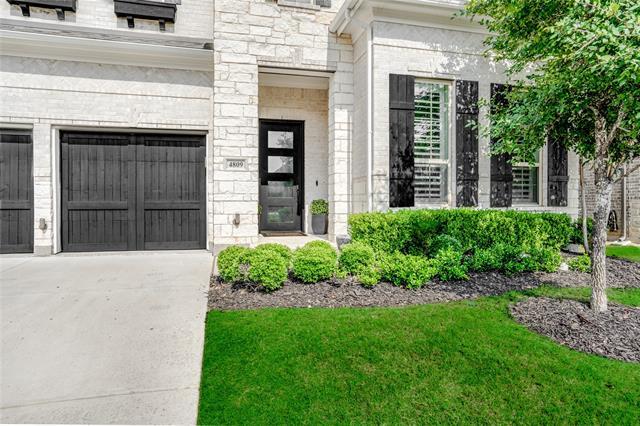 Foto del edificio - 4809 Latour Ln