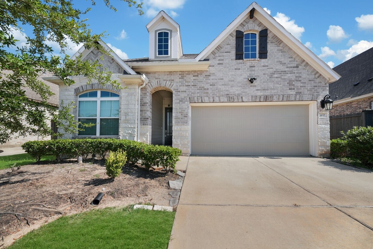 Building Photo - 407 Micaela Meadows Ct