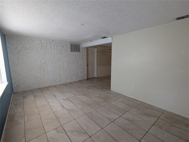 Foto del edificio - 3611 Windham Dr