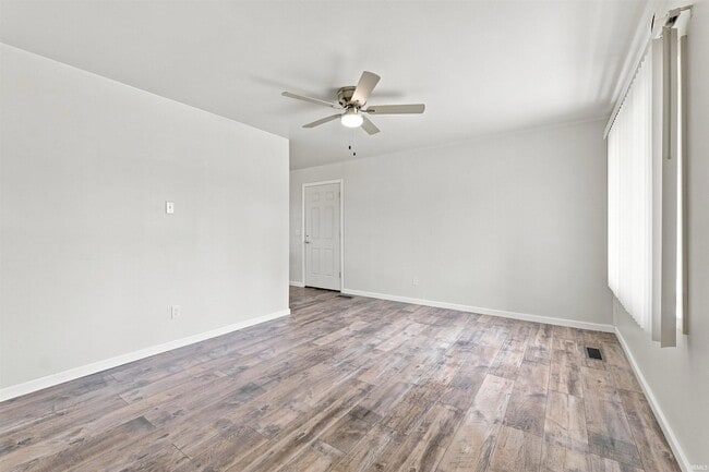 Building Photo - 7123 Strawberry Dr