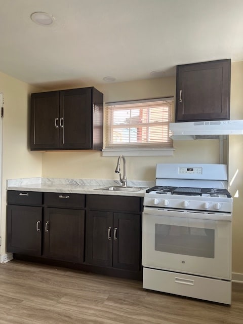 Foto principal - 4402 Lancaster St