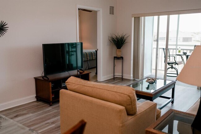 Building Photo - 5762 Sabal Trace Dr