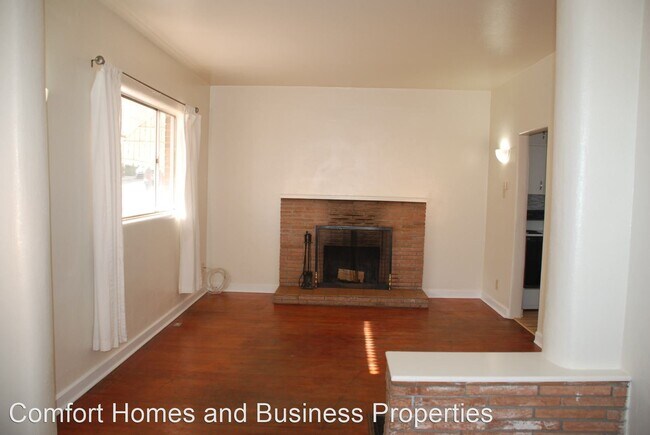 Building Photo - 4 br, 2 bath House - 206 Sycamore St NE