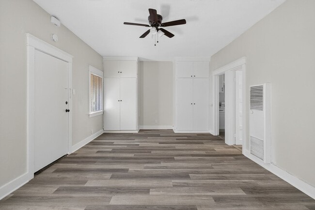 Building Photo - 905 Cherry Ave